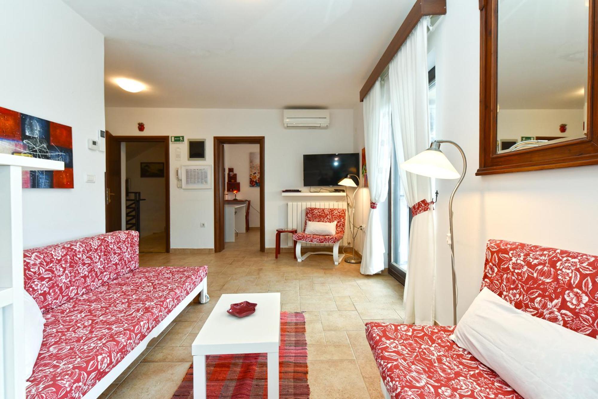 Apartments Zeljka 1787 Воднян Экстерьер фото